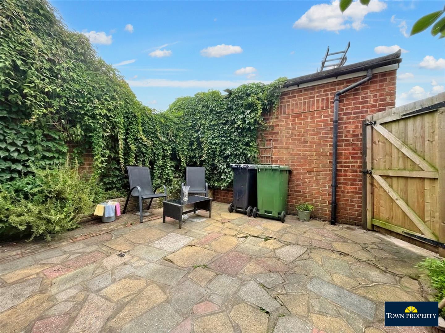 Property Details for Willingdon Road Eastbourne BN21 1TW Town